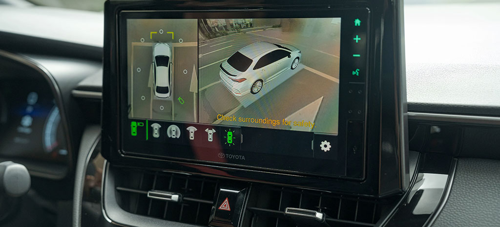 corolla altis